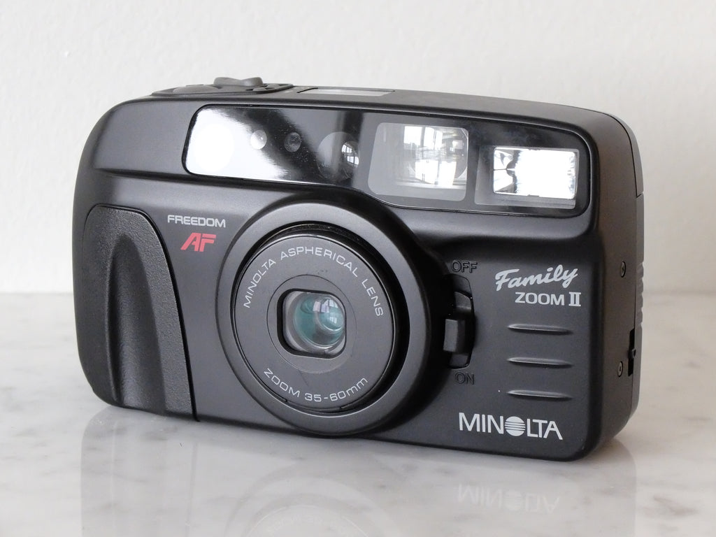 Minolta Family Zoom II & 35-60mm Aspherical Lens w/ Battery