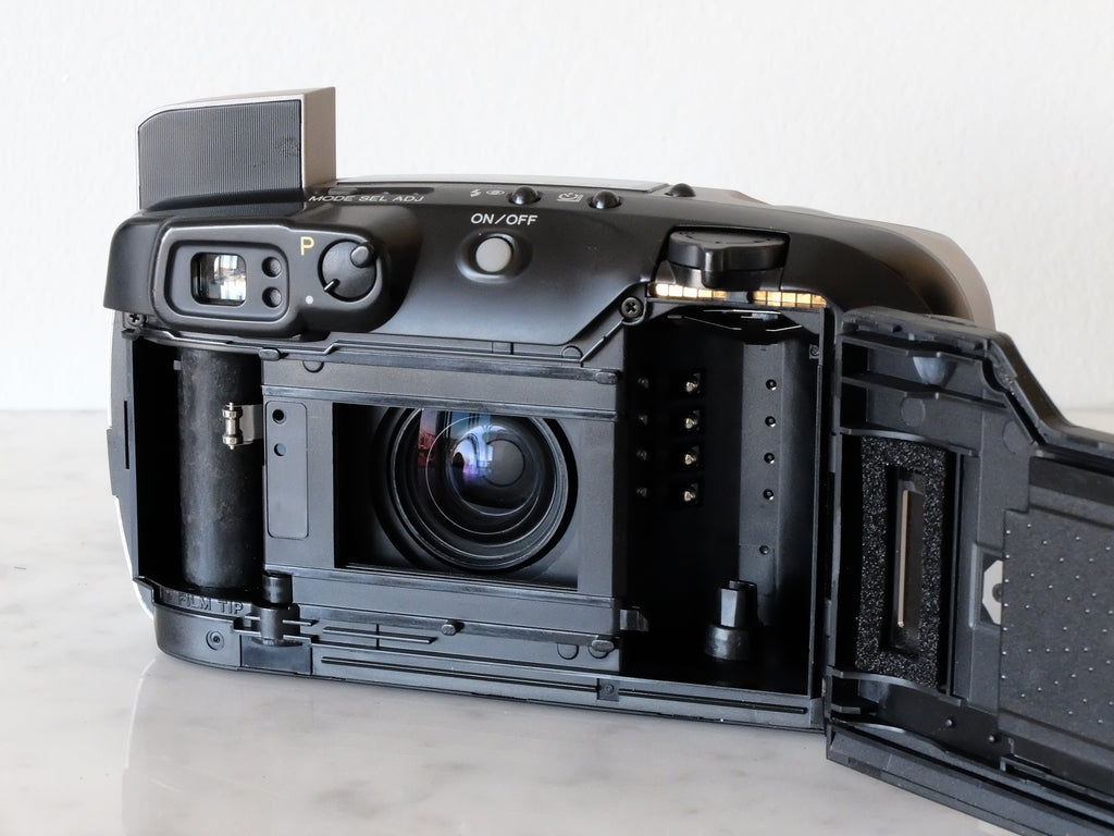 Minolta Freedom Zoom Elite & 38-115mm Lens w/ New Battery