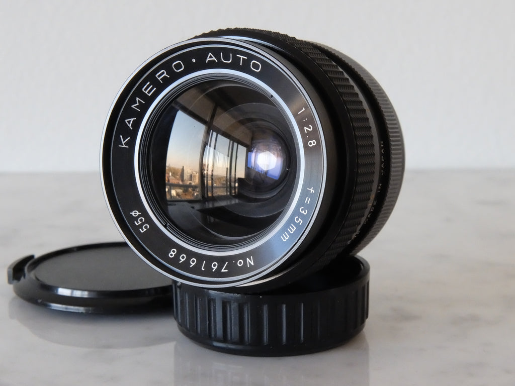 Kamero Auto 35mm f/2.8 w/ Case, Front & Rear Caps, MD-Mount