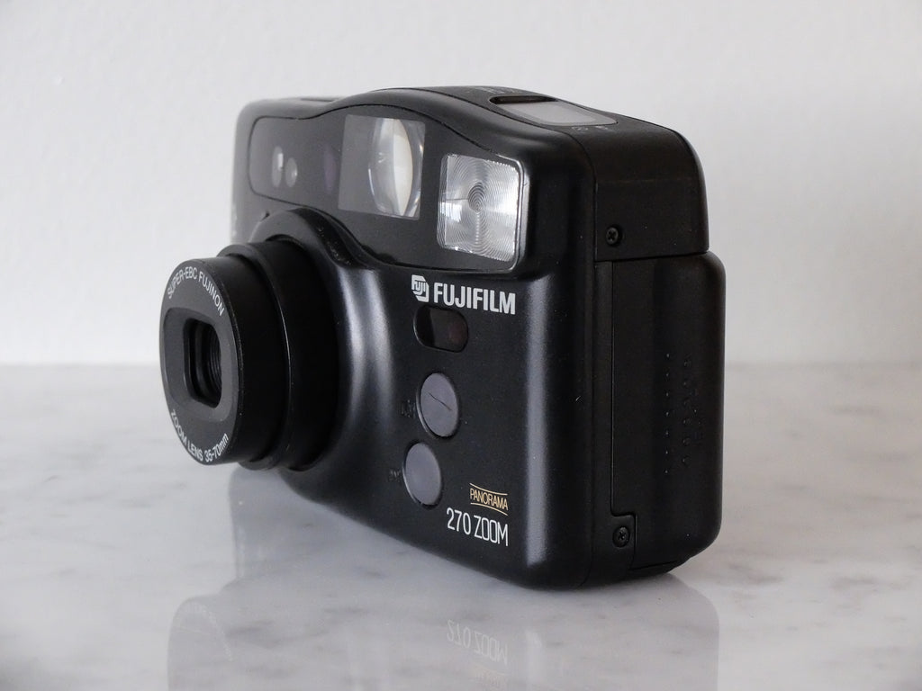 Fujifilm Discovery 270 Zoom & Fujinon 35-70mm w/ Battery