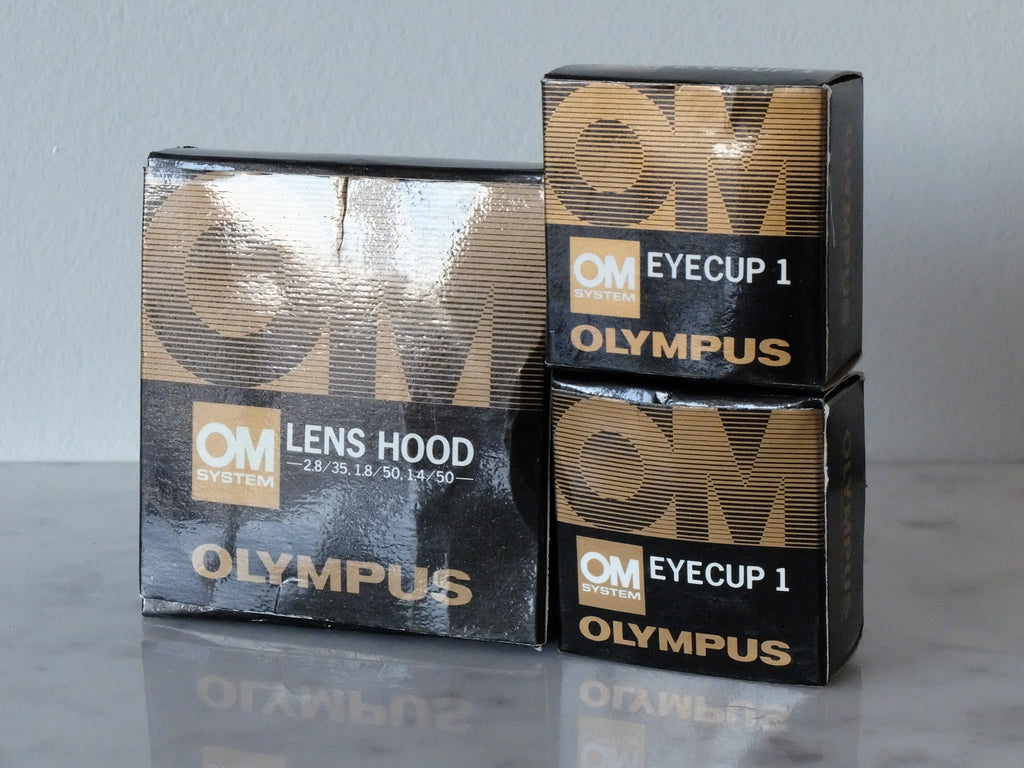 Olympus OM Lens Hood & Eyecup 1 Accessories w/ Box