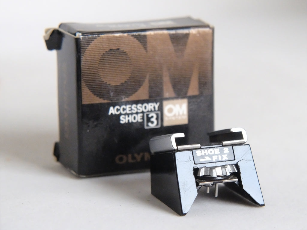 Olympus OM Accessory Shoe 2 for OM2 Cameras w/ Box